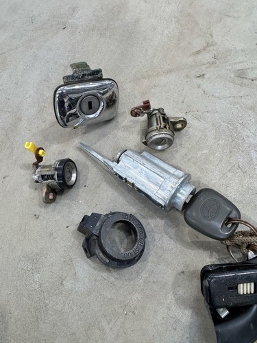 Landcruiser series key - 4.2,